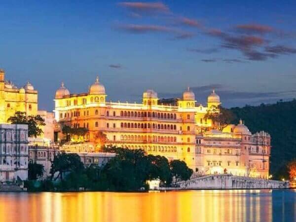 Ajmer to Udaipur taxi service
